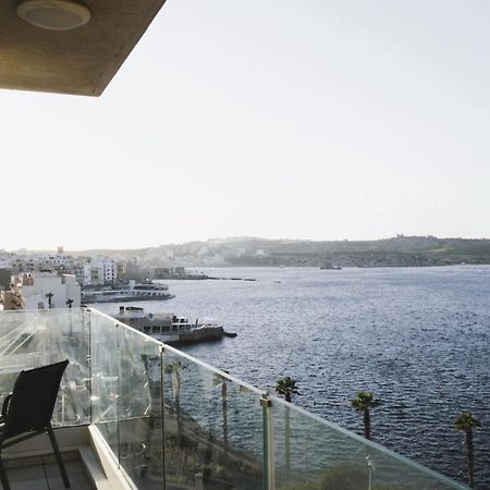 New Seafront Apartment - Spectacular Views セント・ポールズ・ベイ エクステリア 写真
